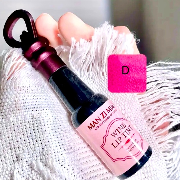 Mini Champagne Bottle Lipstick NWT
PICK ONE - Picture 7 of 9